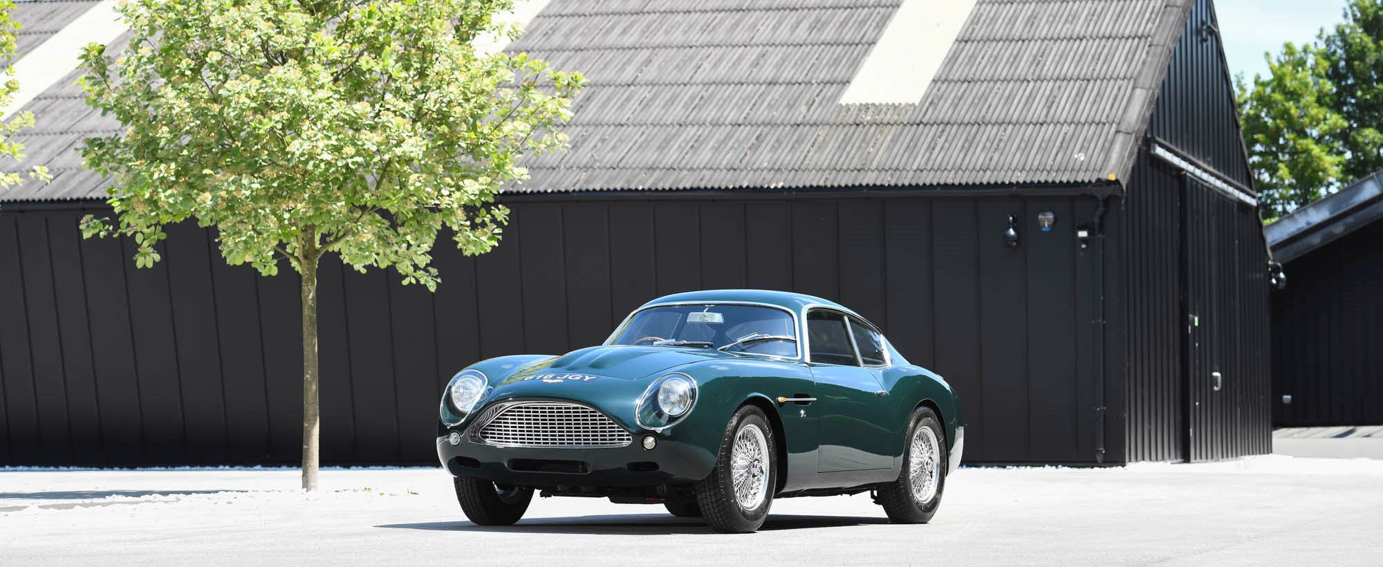 Aston Martin DB4 Zagato 001.jpg